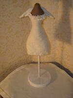  Anio� - Manekin kobiecy na piku